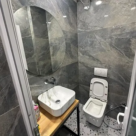 Pasha Tirana